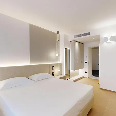 Primo Hotel