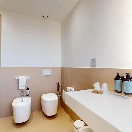Primo Hotel 4*