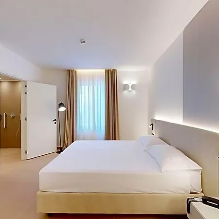 Primo 4* Ostuni