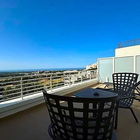 Primo Hotel